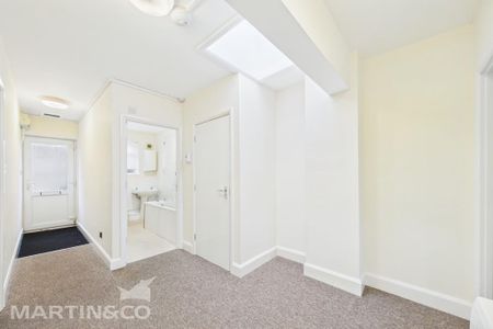 2 bedroom apartment to rent - Photo 3