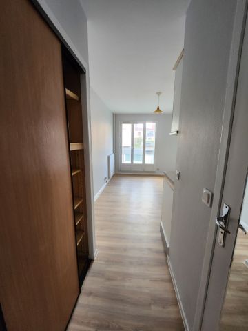 Location Appartement 1 pièce 18m² CLERMONT FERRAND 63000 - Photo 5