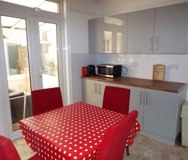 Devonshire Road, Southamtpon - Photo 1