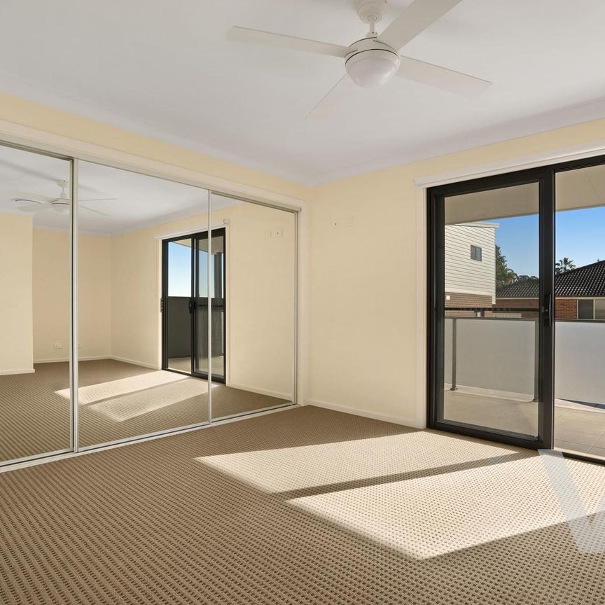 2/104-106 Bailey Street, Adamstown NSW 2289 - House For Rent | Domain - Photo 1