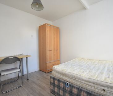 5 bedroom terraced house to rent - Photo 1