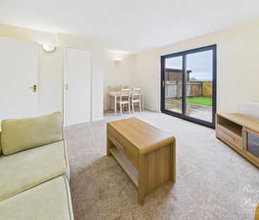 3 bedroom terraced house to rent - Photo 6