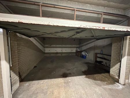 4 bedroom flat to rent - Photo 5