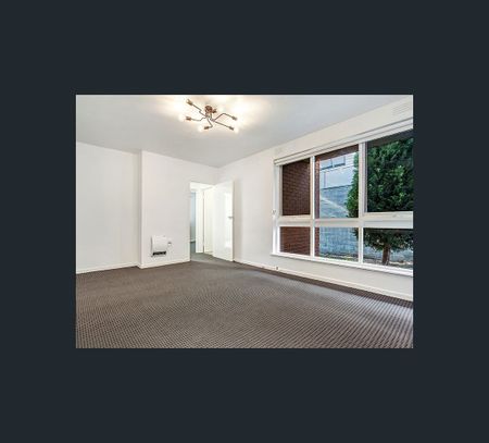 2/12 Hudson Street, Coburg, Vic 3058 - Photo 5