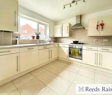 3 bedroom terraced house to rent - Photo 5
