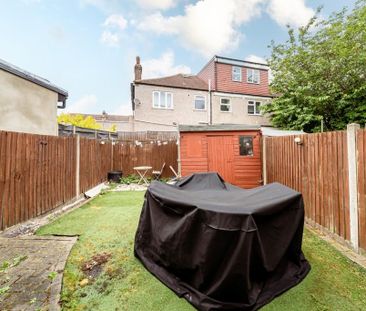 3 bedroom terraced house to rent - Photo 3