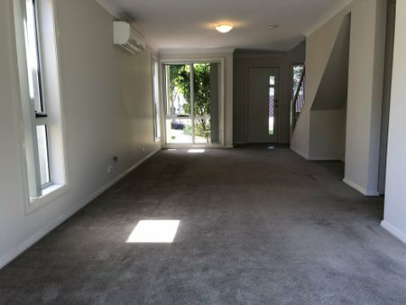 3 Bedroom Home - Photo 4