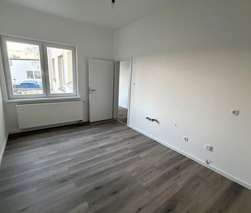 ERSTBEZUG Sanierte 2-Zimmer-Erdgeschosswohnung in Iserlohn - Photo 6