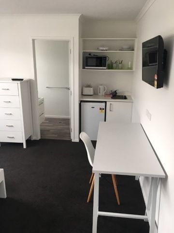 Modern, Fully Furnished Studio – Power & Internet Included! - Photo 2