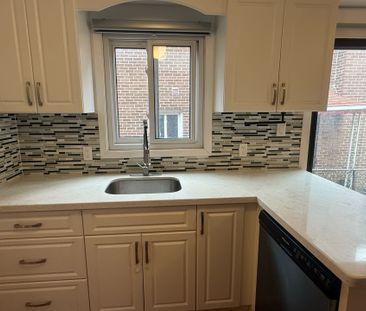 For Lease - 45 Edgar Woods Road, Toronto, Ontario - Photo 3