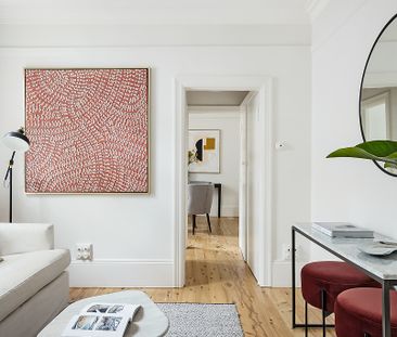 Newly renovated home in prime locale - Photo 2