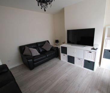 Deacon Avenue Swinton Manchester Greater Manchester - Photo 1