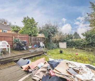 Heathway, Iver, SL0 - Photo 1