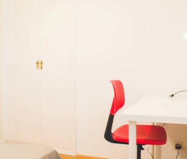 Calle de Evaristo San Miguel, Madrid, Community of Madrid 28008 - Photo 2