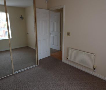 2 bedroom flat to rent - Photo 6
