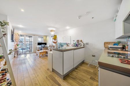 Seren Park Gardens, London, SE3 - Photo 5