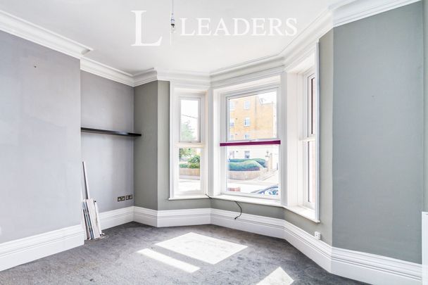 1 bedroom apartment to rent South Terrace, Littlehampton, BN17 - Photo 1