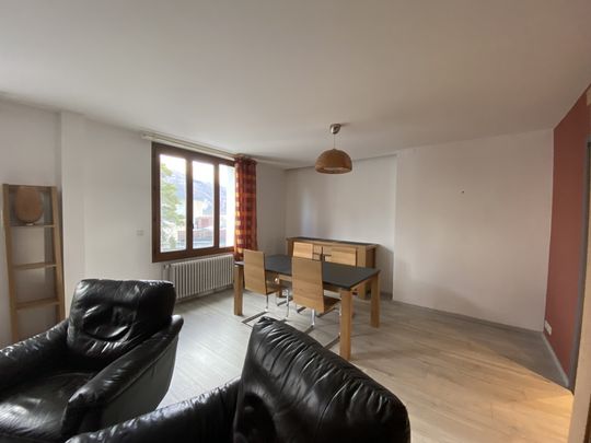 Location Appartement 3 pièces 92m² ANNECY 74000 - Photo 1