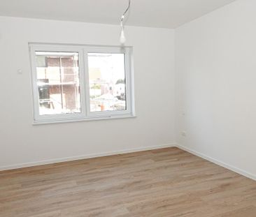 Moderne Erdgeschosswohnung in guter Lage von Wiesmoor! Neubau- Erst... - Photo 3