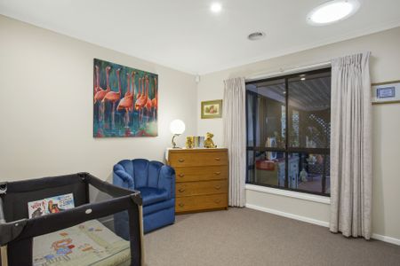 Spacious Family Home in great location - Photo 5