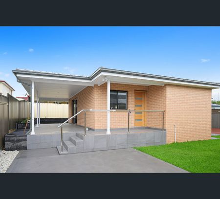 8a Price Street, South Penrith, NSW 2750 - Photo 4