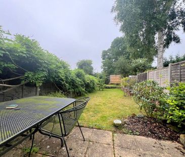 4 bedroom semi-detached house to rent - Photo 6