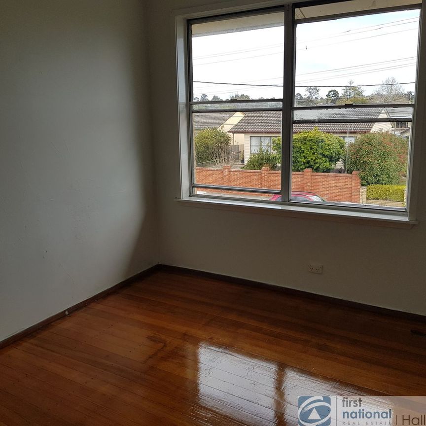 Three Bedroom Townhouse! - Photo 1