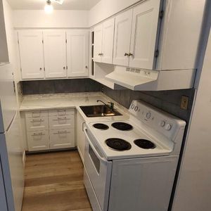 4 1/2 à louer- libre maintenant - Photo 2