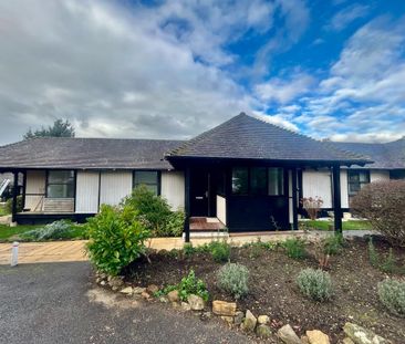 2 bedroom bungalow to rent - Photo 1