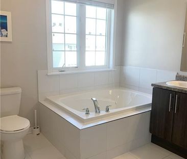 For Lease - 488 Dundonald Drive, Barrhaven, Ontario - Photo 5