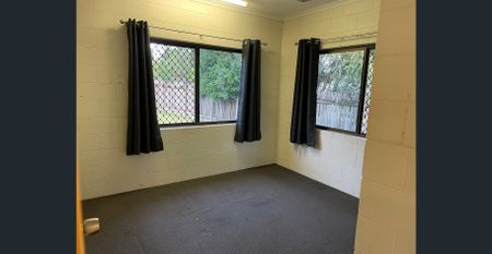 Duplex, 6 Month Lease - Photo 3