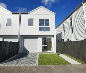 Karaka - 4 Bedrooms with 3 Bathrooms - Photo 1