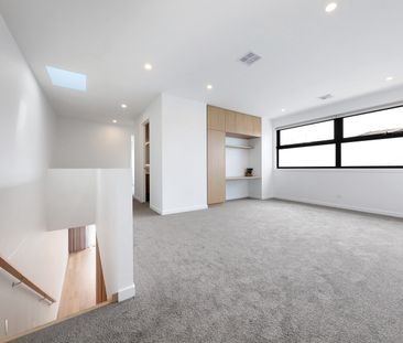 10A Florence St, Ormond VIC 3204 - Townhouse For Rent | Domain - Photo 4