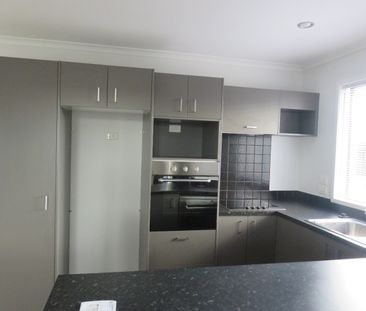 Live right in the heart of the city. - Photo 1