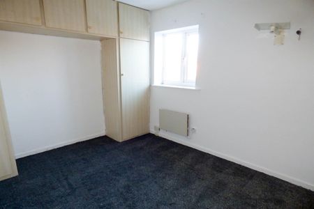 2 bed flat to rent in Agincourt, Hebburn, NE31 - Photo 2