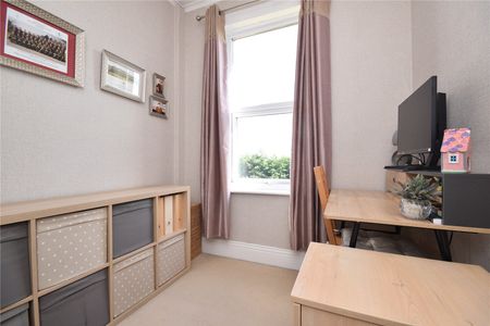 14, Common Lane, East Ardsley, Wakefield, West Yorkshire, WF3 2EP - Photo 5