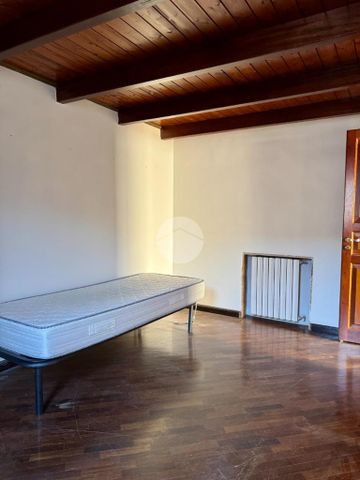 5 locali in affitto - Photo 3