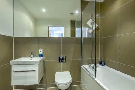 2 bedroom apartment to rent - Photo 4