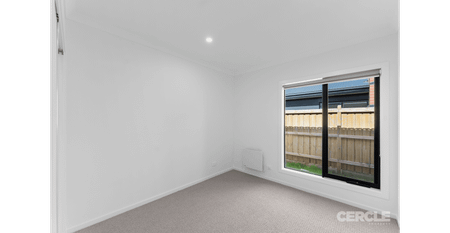 Brand New Family Home Ready To Occupy - Photo 4