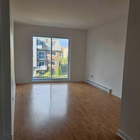 Grand 4 1/2 rénové à Varennes - Photo 3