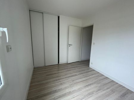 Location Appartement 3 pièces 62m² LA ROCHELLE 17000 - Photo 4