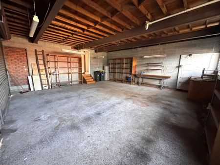 Large spacious family home - Photo 4