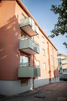 Klövervägen 10 A - Foto 1