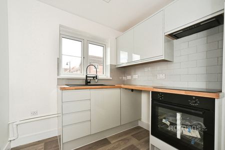 2 bedroom apartment to rent - Photo 4