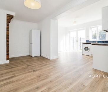 3 bedroom terraced house to rent - Photo 6