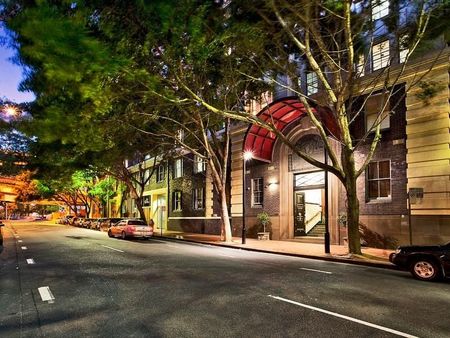 FURNISHED ONE BEDROOM APARTMENT IN GOLDSBOROUGH - Photo 3