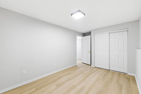 For Lease - 1036 Attersley Drive Unit# Basement, Oshawa, Ontario - Photo 3