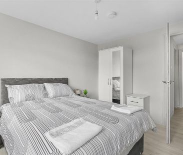 2 bedroom apartment to rent - Photo 6