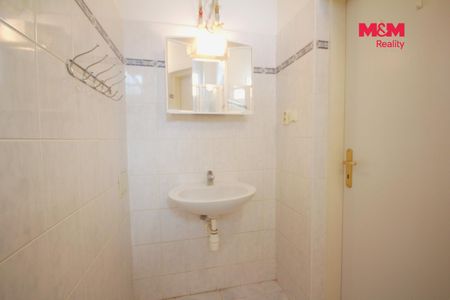Pronájem bytu 1+1 51 m², Světova 498, Praha Libeň - Fotografie 4