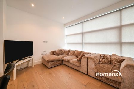 2 bedroom flat to rent - Photo 2